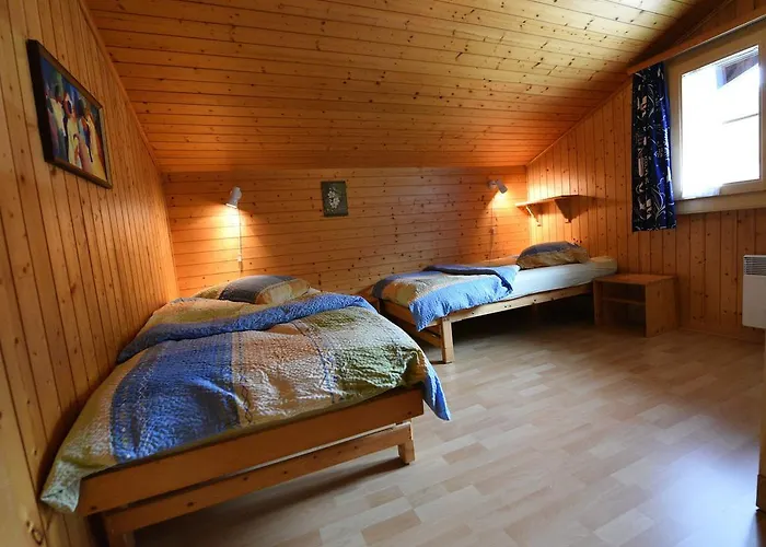 Apartment In Fieschertal With Swiss Alps Views アパート *