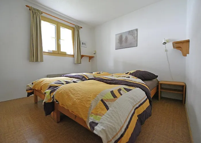 Apartment In Fieschertal With Swiss Alps Views דירה